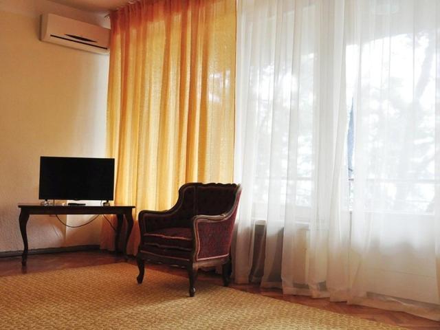 Gosdacha Ldzaa Hotel Lidzava Exterior photo