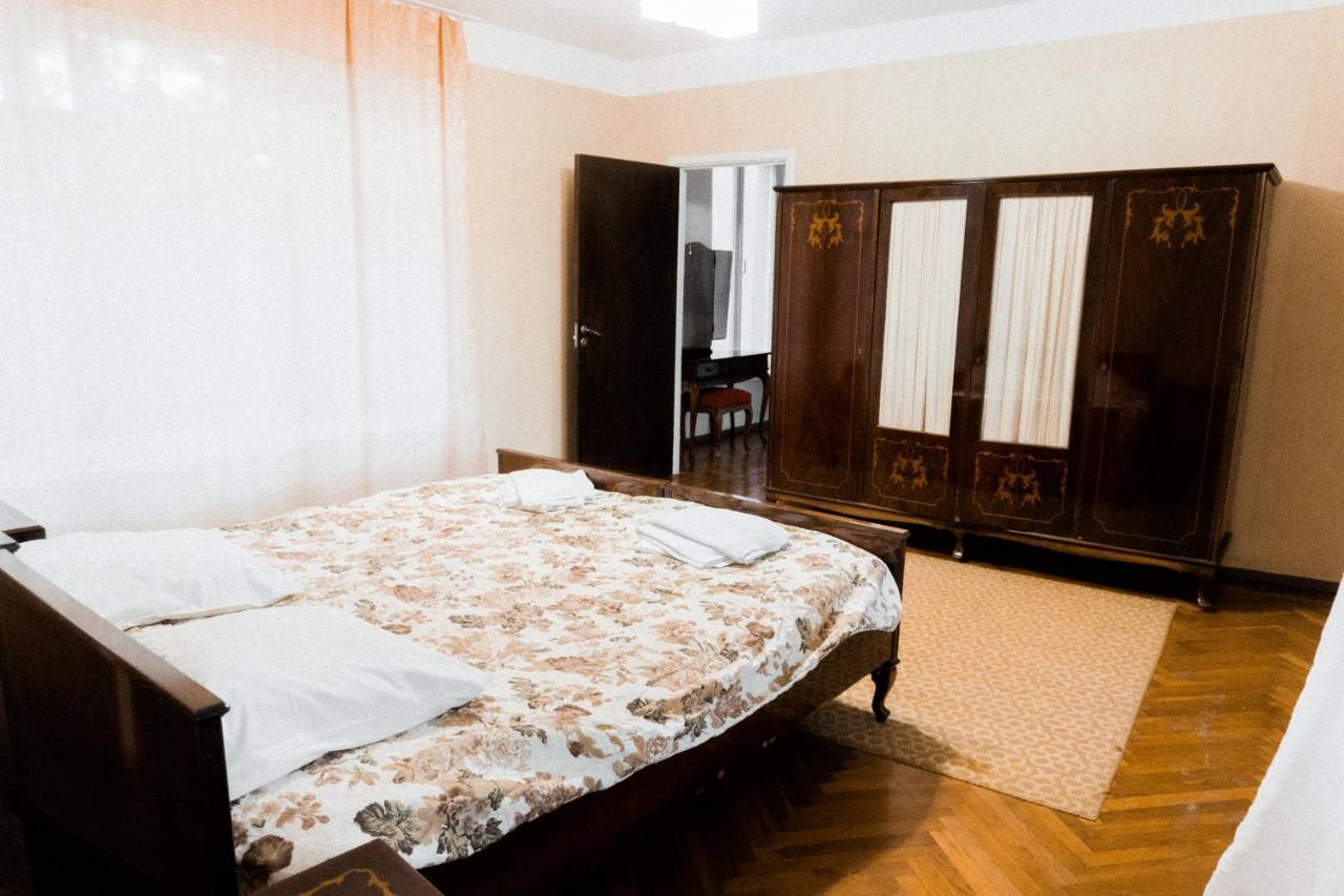Gosdacha Ldzaa Hotel Lidzava Exterior photo